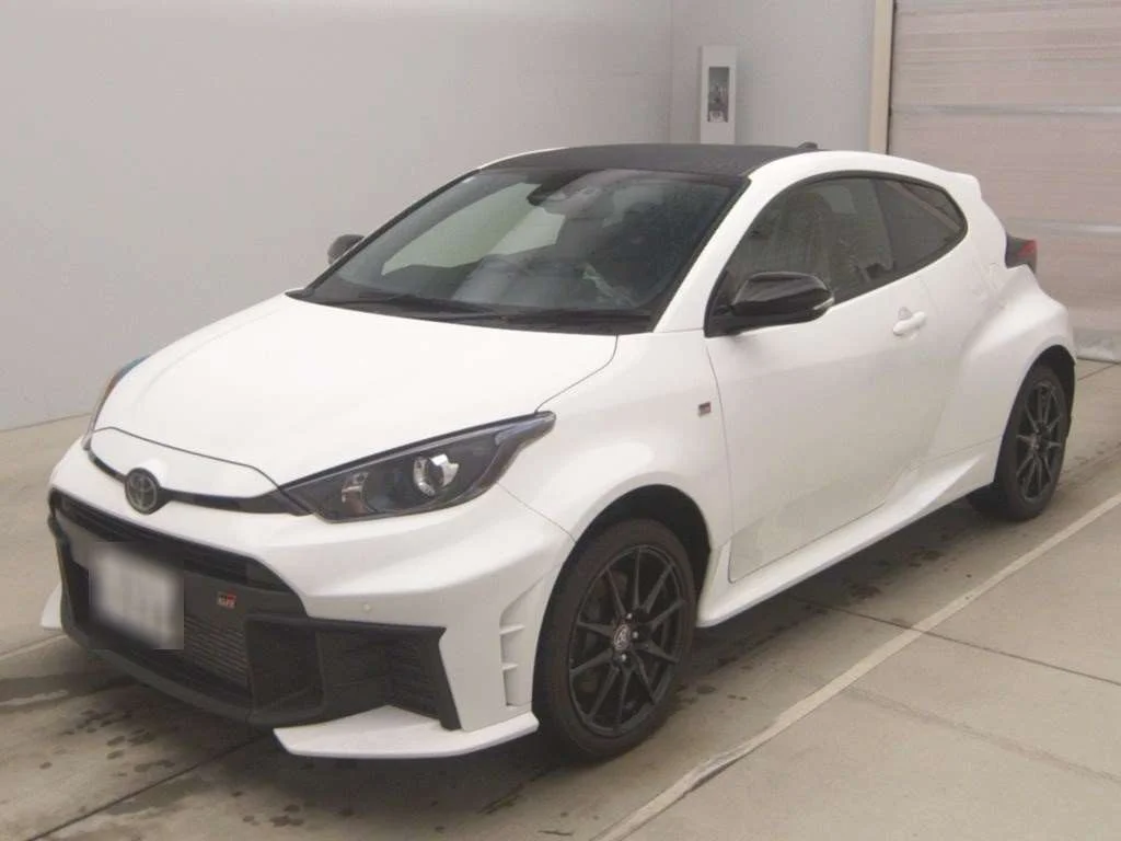 Toyota GR Yaris GXPA16 2025
